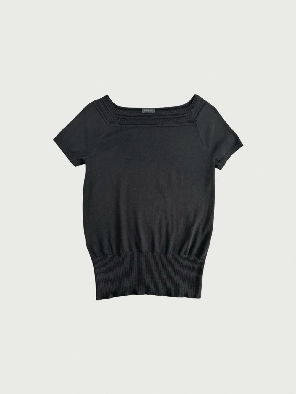 Short Sleeved Knit Top
